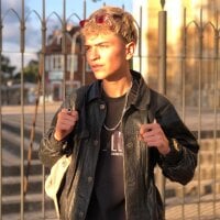 Anya_Matt's Offline Chat Room