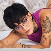 Nicky_Cloud webcam model