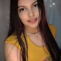 SofiiLove_19 model avatar