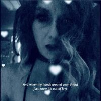 BrokenPrincess420's Offline Chat Room