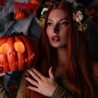 EmmaWarren webcam model