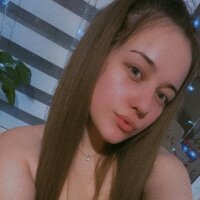 LucyTate offline chatrum