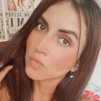CassidyWest অফলাইন চ্যাট রুম