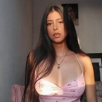 Sarah_Luu model avatar