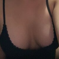 AsianTuklaw webcam model