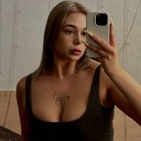 MonicaNoir model avatar