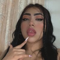 Leaa_Jones