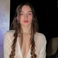 Elle_Hot's Offline Chat Room