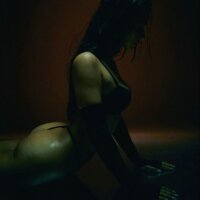 Ginalife Adlı Modelin Çevrimdışı Sohbet Odası