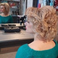 PlayfullGoldie webcam