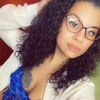 MessyMilaa's Avatar Pic