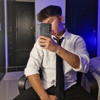 Dominic_Gate