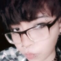 katha_kim webcam model