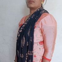 Riya_Bhabhi69 Offline chatroom