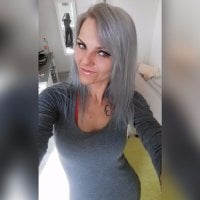 Dirty_Babe69 Adlı Modelin Çevrimdışı Sohbet Odası