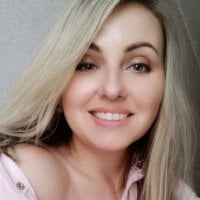 EstherTammy's Avatar Pic