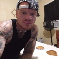 BigRon90's Offline Chat Room