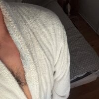 mitch64xur's Avatar Pic