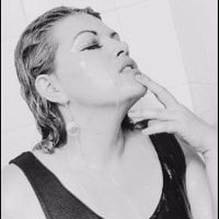 KarlaConnor's Offline Chat Room