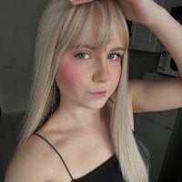 EsmiBlondLive Webcam