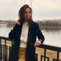 Christiana_T's Offline Chat Room