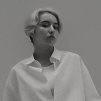 LynneRayn's Offline Chat Room