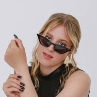 Alice_Cire webcam