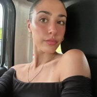 sexytayyyy's Offline Chat Room