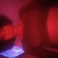 LustinDiamond's Offline Chat Room