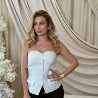 BeverlyWallace webcam model