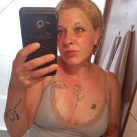 Tiffy90 webcam model