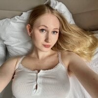BlondieMermaid's Avatar Pic