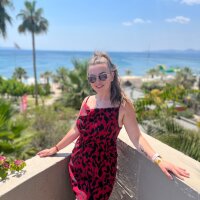 Hestia123's Offline Chat Room