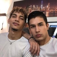 Royal_guys1Live Webcam