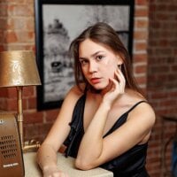 ShirleenParvin webcam model
