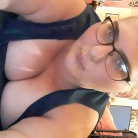 Fantasybbw20202's Offline Chat Room