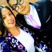 LaurenAndBradx's Offline Chat Room