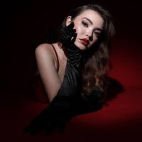 QuennaBurland's Avatar Pic