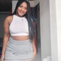 akenda_caruso webcam model