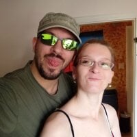 Rope-Bunny-xo's Offline Chat Room