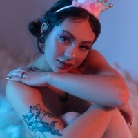 AtheneaCross' Webcam Show