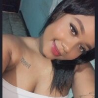 LiiaFoxxx's Offline Chat Room