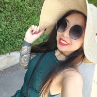 black_honeyy Offline Chatraum