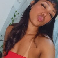 indiazinhabella27 webcam model