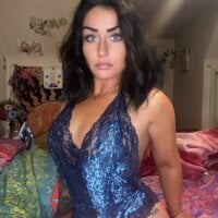 ValayaNoire webcam model