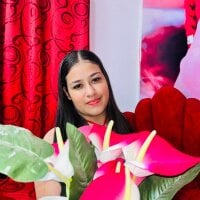 yuliana_sexy18 webcam model