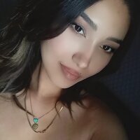 Ryka_sweet fully nude on webcam for live porn video chat