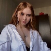 SuzanlMelocl's Offline Chat Room