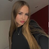 LullyFox webcam model