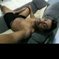 Gustavomoreno19 webcam